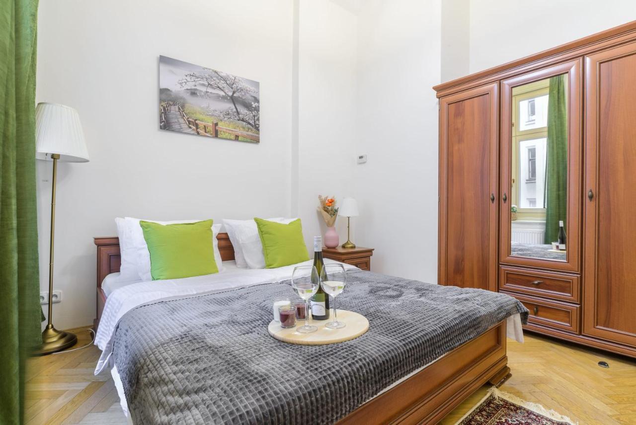 Cozy Apartment Near Stefanikuv Most Praga Zewnętrze zdjęcie