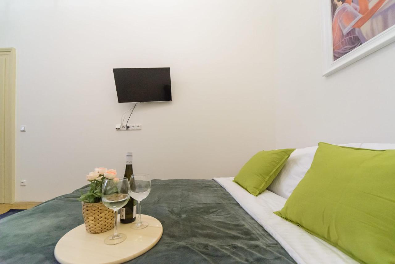 Cozy Apartment Near Stefanikuv Most Praga Zewnętrze zdjęcie